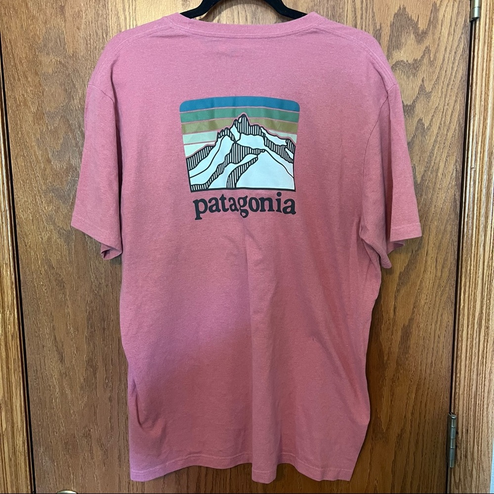 Patagonia Men's Graphic T-Shirt Size Large